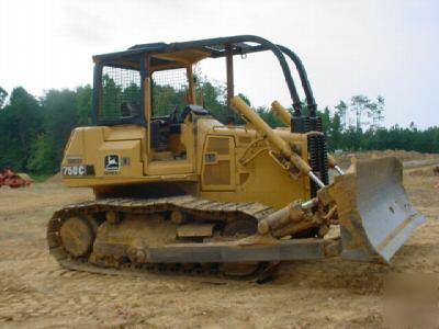 john deere 750 dozer splitter oil specs